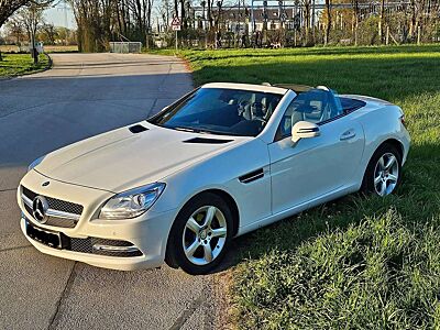 Mercedes-Benz SLK 200 BlueEFFICIENCY 7G-TRONIC AMG Line - AIRSCARF