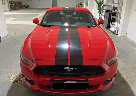 Ford Mustang Fastback 5.0 Ti-VCT V8 GT