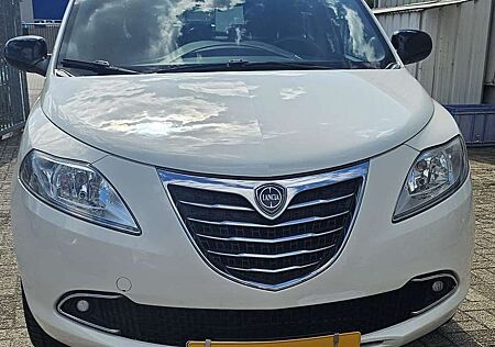 Lancia Ypsilon Y 1.2 8v Oro, Bi-Fuel, Klima,Pdc, Radio-Cd