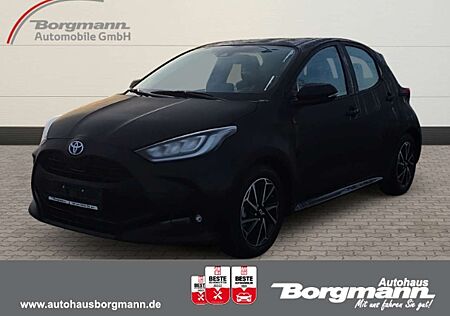 Toyota Yaris 1.5 Hybrid Team Deutschland Rückfahrkamera - Apple