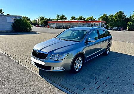 Skoda Superb Combi 2.0 TDI DSG Comfort