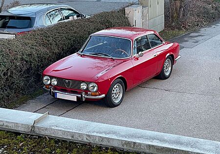 Alfa Romeo GTV 2000 GT Veloce*Orig. 1.HAND*Deutsche Auslief.*