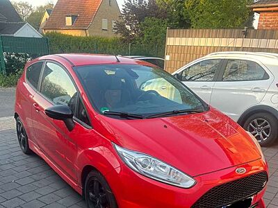 Ford Fiesta ST 1.6 EcoBoost 182 PS