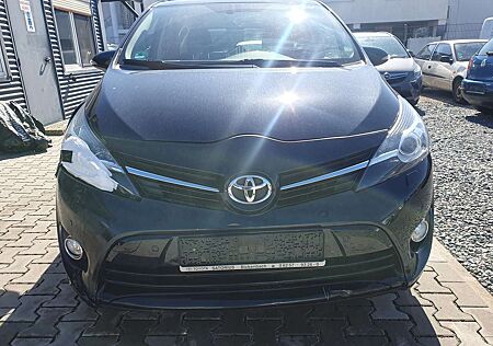 Toyota Verso Life