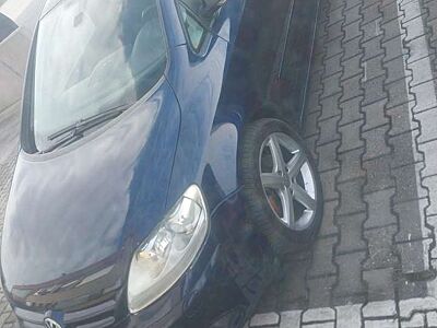 Volkswagen Golf Plus 1.9 TDI DPF DSG Trendline