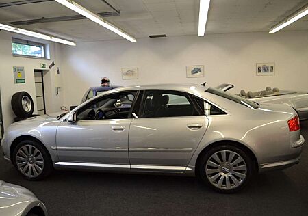 Audi A8 3.0 AUTOMATIK (SUPER ZUSTAND)