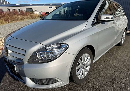 Mercedes-Benz B 200 *NAVI*SITZHEIZUNG*ELEKTR.SITZE*TOP*