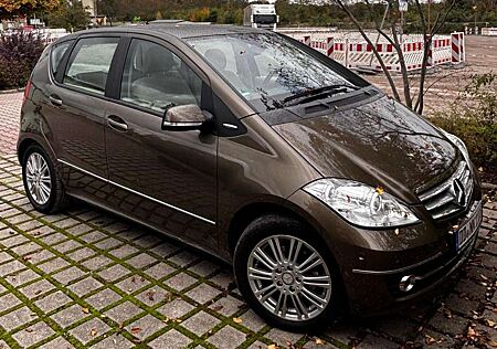 Mercedes-Benz A 150 A-Klasse 5-Türer Elegance