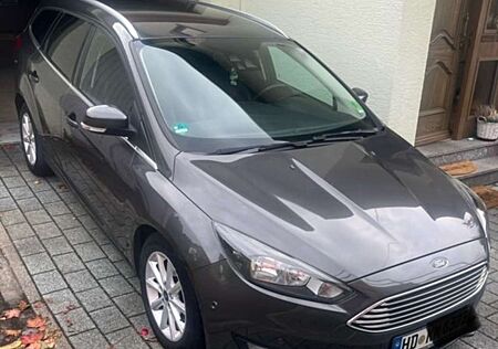 Ford Focus +Titanium+Turnier+1.0+EcoBoost