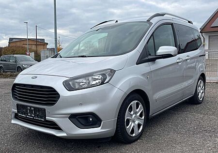 Ford Tourneo Courier 1,5 TDCI°TEMPOMAT°EINPARKHILFE°