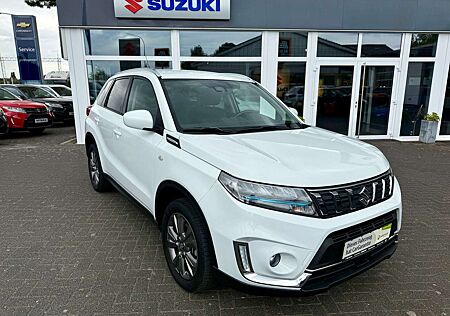 Suzuki Vitara 1.4 Boost Hybrid Comfort**Ganzjahresreifen