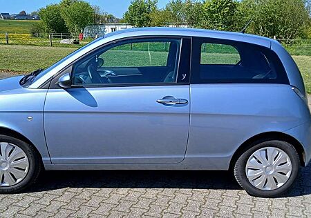 Lancia Ypsilon 1.2 8V Oro (10.2006->)