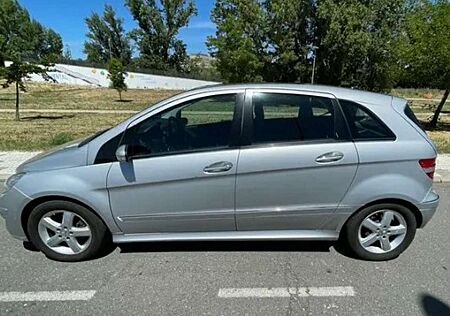 Mercedes-Benz B 200 CDI DPF Autotronic Special Edition