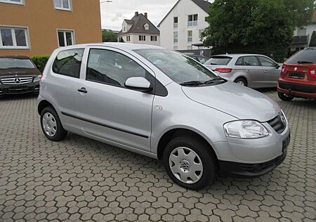 VW Fox Volkswagen 1.2 *TÜV/AU NEU *1. Hand *