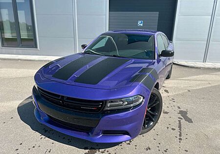 Dodge Charger V6 *Blacktop*CarPlay* Plum Crazy*20 Zoll