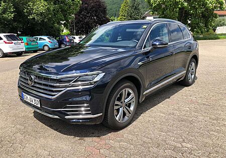 VW Touareg Volkswagen Elegance IQ.LIGHT Luftfeder DYNAUDIO MwSt ausweisb