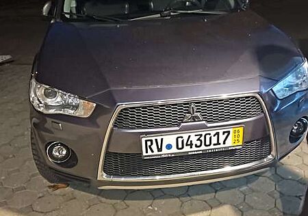 Mitsubishi Outlander 2.2 DI-D 4WD TC-SSTInvite