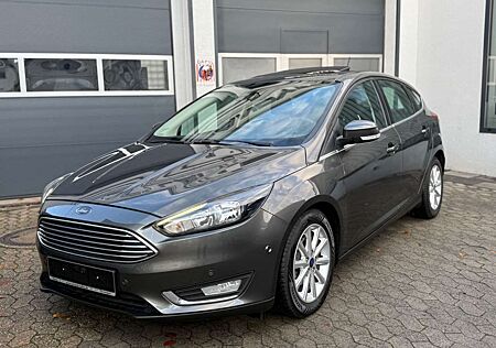 Ford Focus 1.0 Eco Boost Lim. Titanium*2-Hand*SHZ*PDC