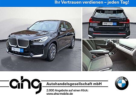 BMW iX1 xDrive30 Adaptives Fahrwerk Sitzhzg. Vorn