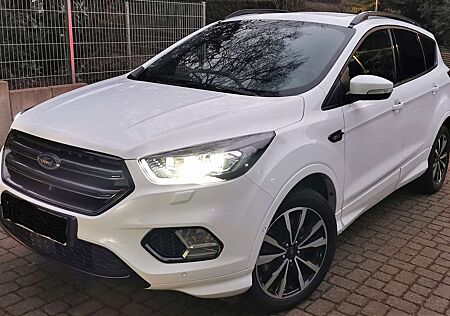 Ford Kuga 2.0 TDCi 4x4 Aut. ST-Line