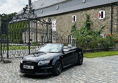 Audi RS4 Cabriolet B7 V8 RHD