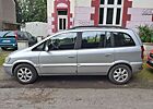 Opel Zafira 1.8 Elegance