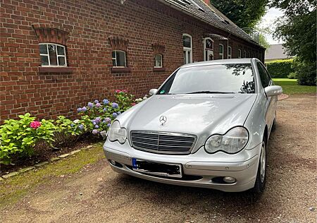 Mercedes-Benz C 180 T Classic