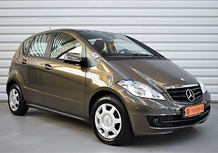 Mercedes-Benz A 160 A160+SHZ+Tempomat+PDC+Automatik+Nur 12.600KM