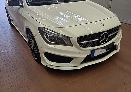Mercedes-Benz CLA 220 CDI / d 4Matic (117.905)