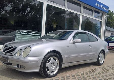 Mercedes-Benz CLK 200 Coupe Kompressor Elegance