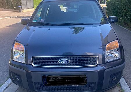 Ford Fusion 1.6 +