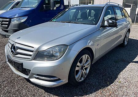 Mercedes-Benz C 220 T CDI Avantgarde / ÖLVERLUST / Anhänger