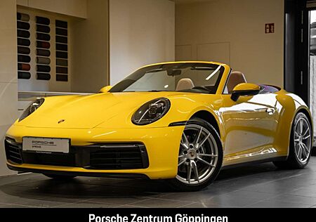 Porsche 992 911 Carrera Cabrio racinggelb Verdeck-rot