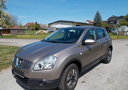 Nissan Qashqai Acenta 4X4 Kamera Automatik tüv neu