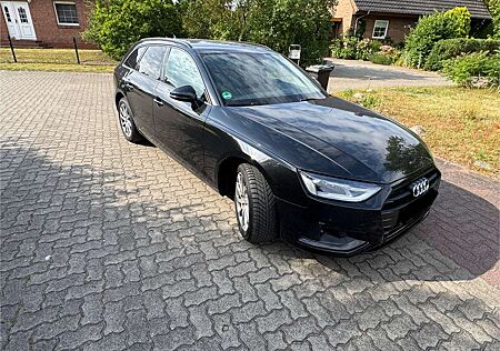 Audi A4 Avant 35 TFSI S tronic