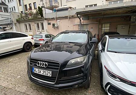 Audi Q7 3.0 TDI DPF quattro tiptronic