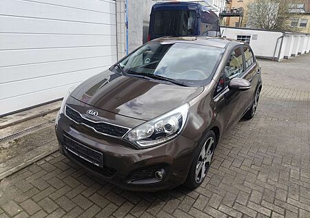 Kia Rio FIFA World Cup Edition Leder Klima Lenkradheizung