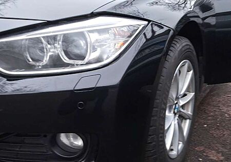 BMW 320 d Touring Automatic/PANO/Volleder