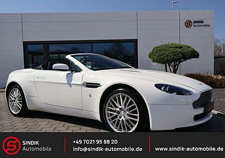 Aston Martin V8 Vantage V8 Roadster -Sportshift-Service neu