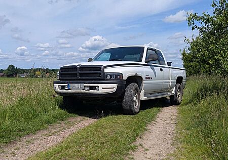 Dodge RAM gebraucht kaufen Dodge RAM 1500 4x4 5.9L LPG Extended Cab Foose Design