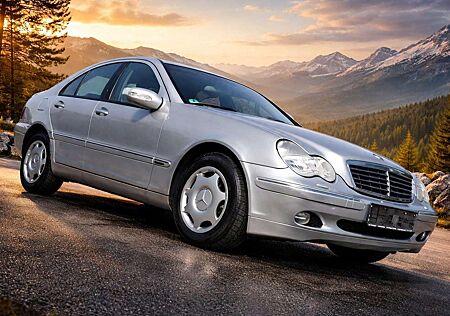 Mercedes-Benz C 220 CDI Elegance.AHK.Xenon.Automatik!135120km