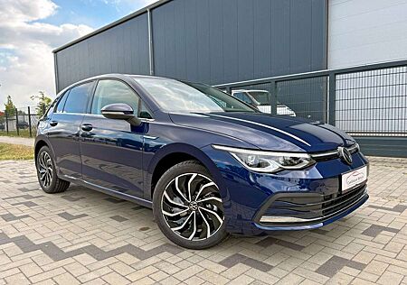 VW Golf Volkswagen VIII Style 2.0 TSI DSG / IQ-LIGHT KAM 5JGAR