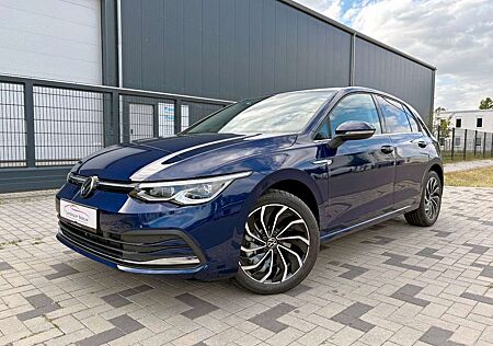 VW Golf Volkswagen VIII Style 2.0 TSI DSG / IQ-LIGHT KAM 5JGAR
