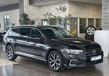 VW Passat Volkswagen GTE LED Navi R.Cam PDC SHZ ACC Spurassist
