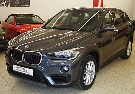 BMW X1 sDrive 18 i Automatik, Navi, Parkassistent !