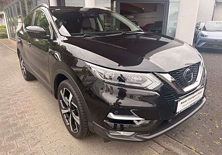 Nissan Qashqai QASHQAI 1.3 DIG-T 140 PS AKARI PGD 19' AHK NAVI