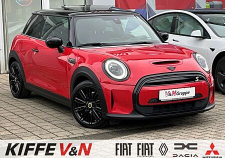 Mini Cooper SE YOUNIQUE TRIM PANO RFK ACC HUD LENKHZ