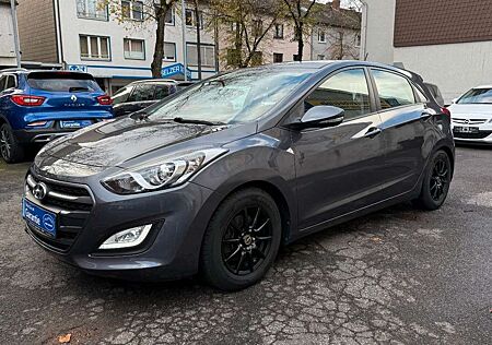 Hyundai i30 1.6 blue Trend|Kamera|Bluetooth|1. Hand