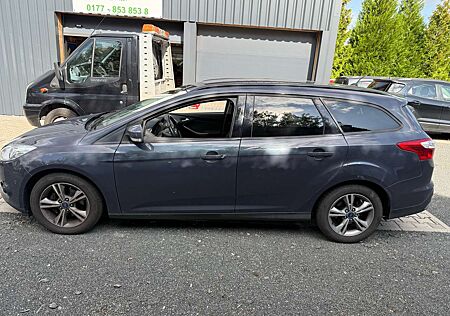 Ford Focus Turnier 1.6 TDCi DPF -Navi-Klima-TÜV 8/26
