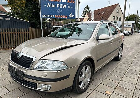 Skoda Octavia Combi Elegance SHZ/PDC/8 FACH